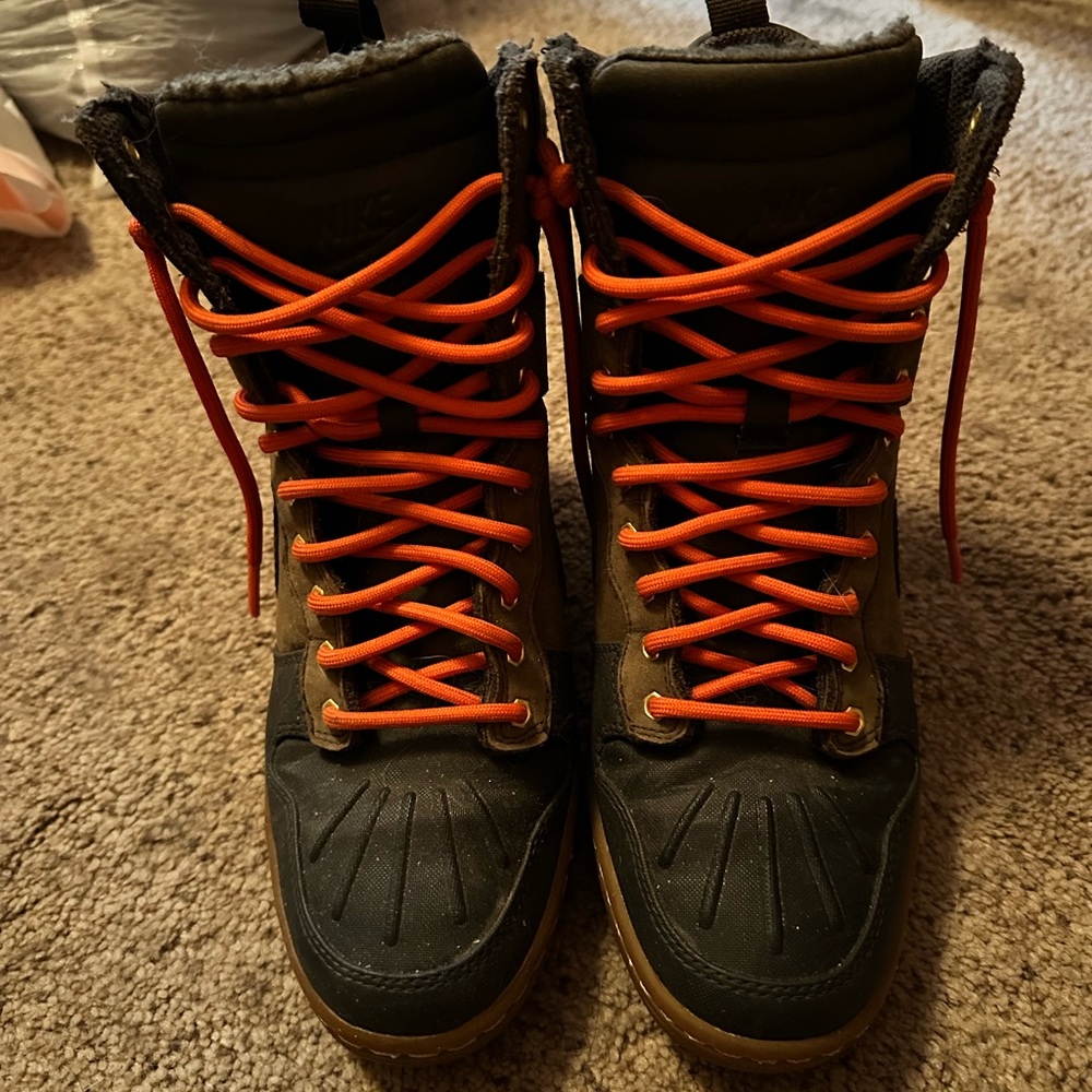 Nike wedges